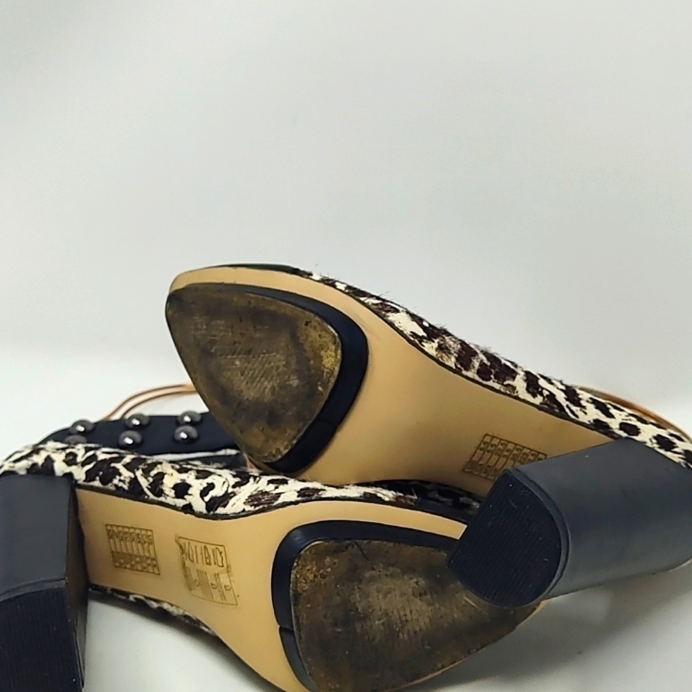 Fabulous Animal Print Platforms Size 5.5 - Picture 4 of 6